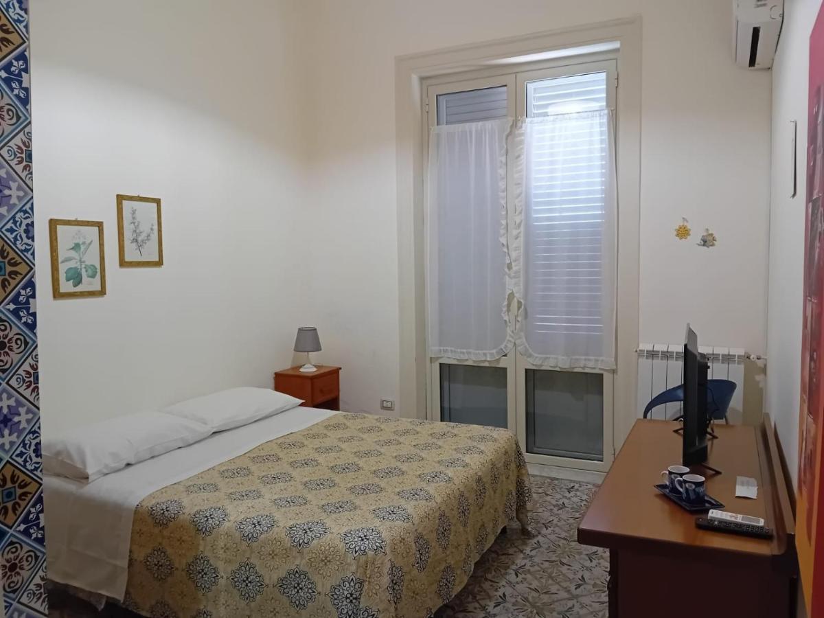 Casa Nonno Enrico In Via Oreto Palermo Eksteriør bilde