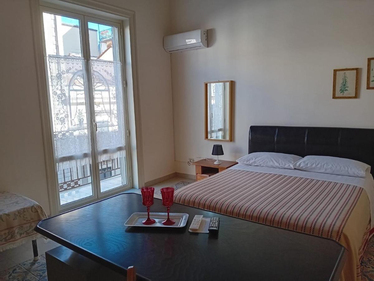 Casa Nonno Enrico In Via Oreto Palermo Eksteriør bilde